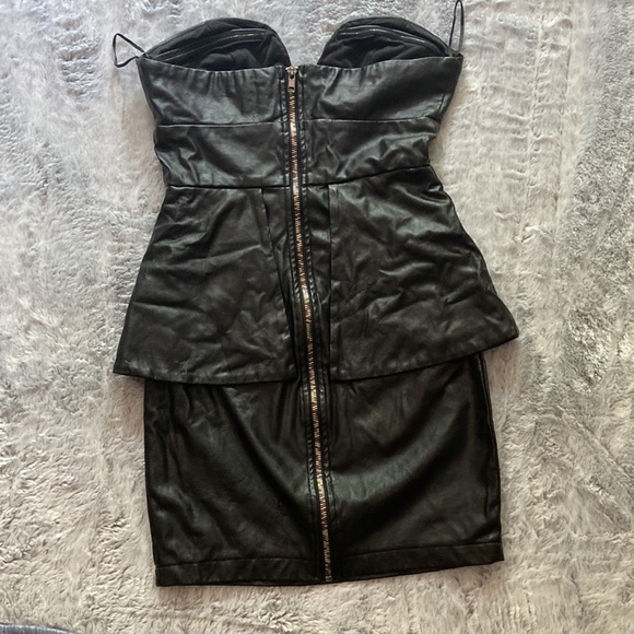 Leather like Polyester Dress - Picture 2 of 5